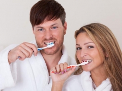 Problemi di placca dentale? Trova una soluzione con il tuo dentista di fiducia